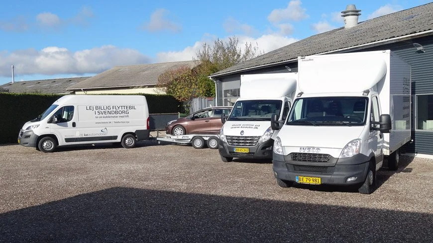 Lej en flyttebil hos K.E. Automobiler | Stort udvalg af flyttebiler