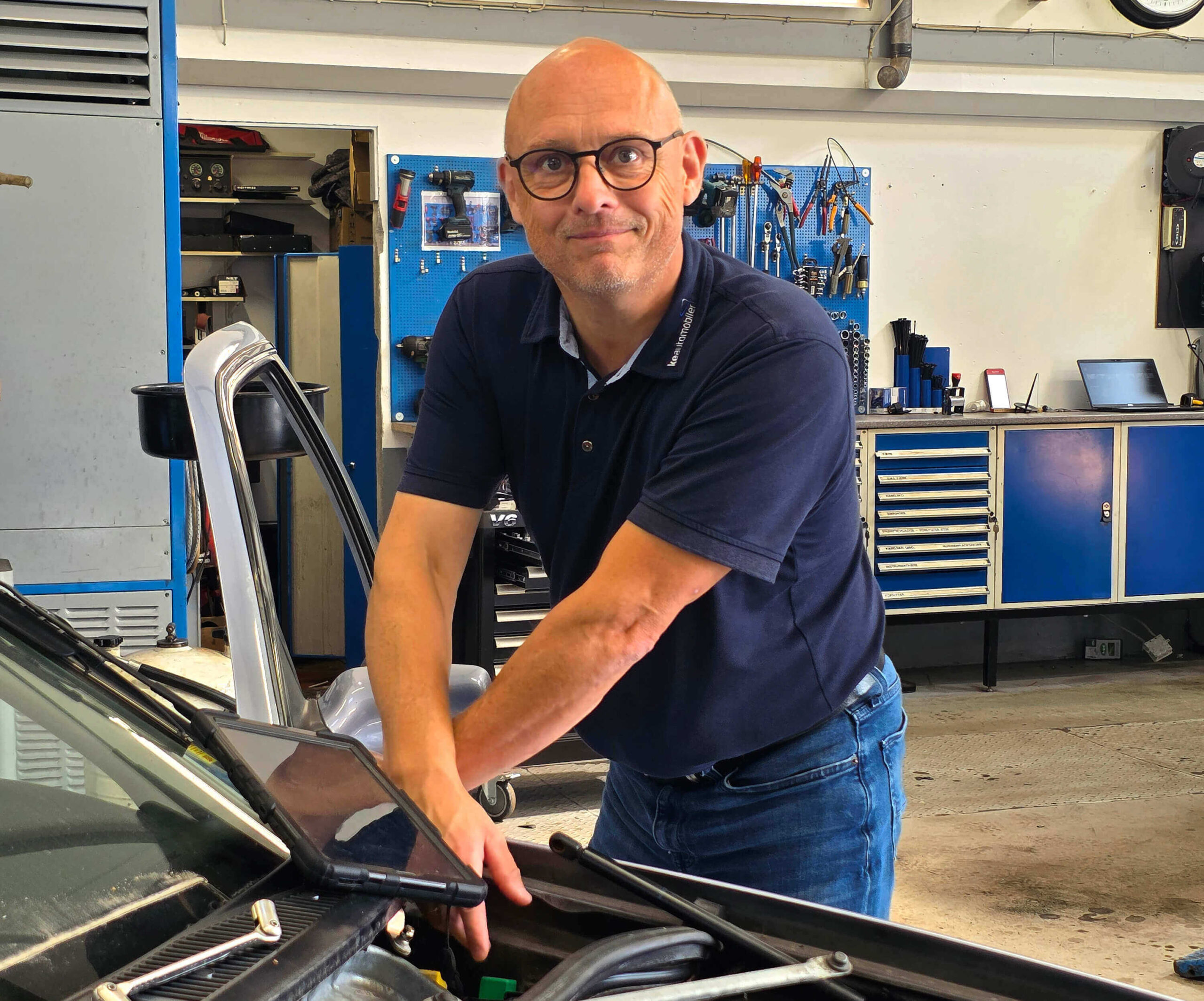 John Storm - inderhaver og sælger hos K.E. Automobiler i Svendborg